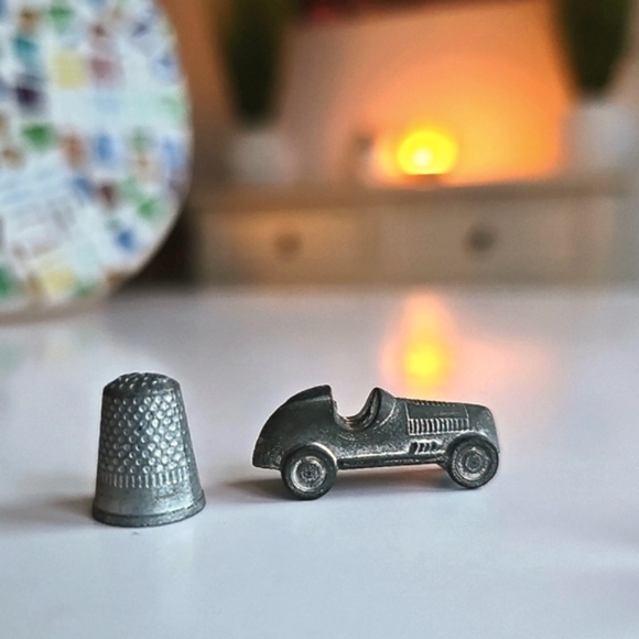 Vintage Monopoly Board Game Replacement Tokens, 6 Movers - Picture 3 of 11